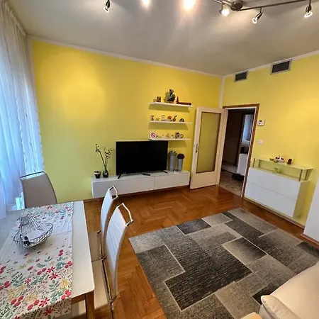 Vacanze Apartament *